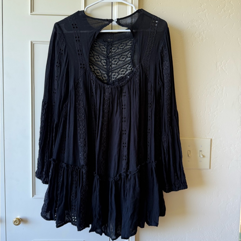 NWOT Free People Kiss Kiss black embroidered lace tunic top XS - Picture 7 of 7